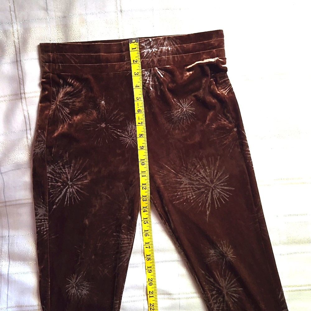 Petra Collins SSENSE Exclusive Brown Velvet Devore Flared Pants - Picture 8 of 15